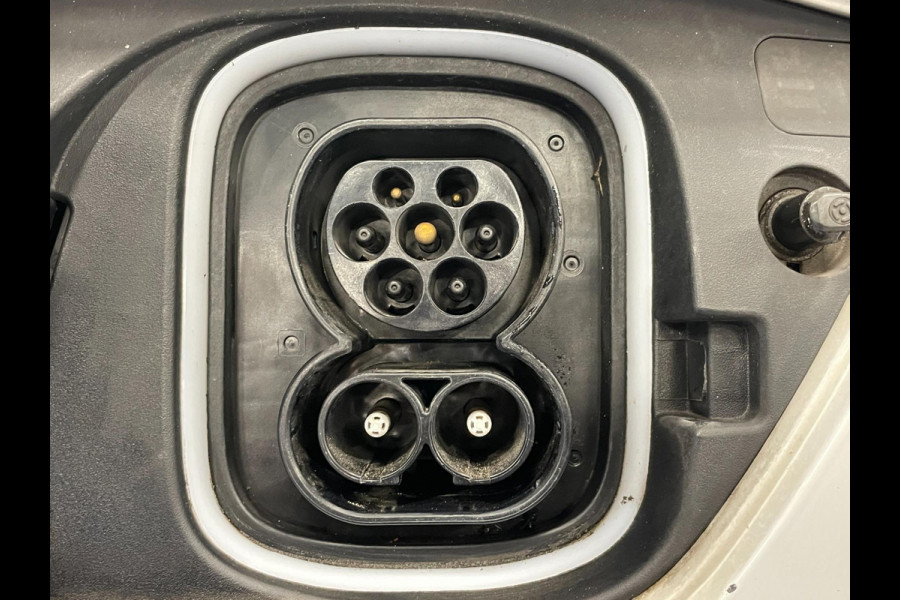 Hyundai Kona EV Fashion 64 kWh|FACELIFT|3-FASE|LEDER|DAKJE|HEAD-UP|ACC|CAMERA|CARPLAY|NAVI|NL- AUTO|NAP|INCL. BTW|1e EIG.|