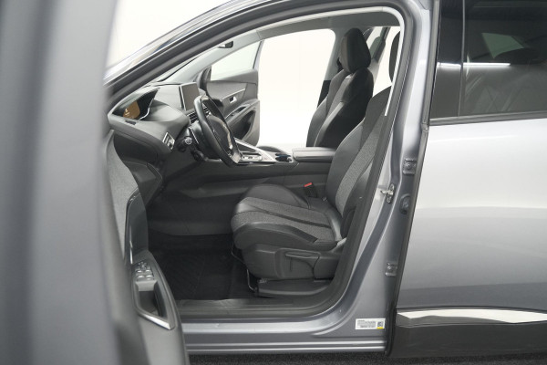 Peugeot 3008 PureTech 130 EAT8 GT Line | Trekhaak | Camera | Navigatie | Apple Carplay | Parkeersensoren