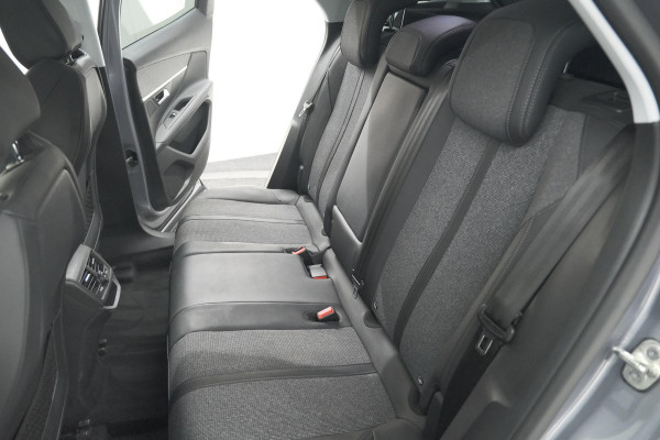Peugeot 3008 PureTech 130 EAT8 GT Line | Trekhaak | Camera | Navigatie | Apple Carplay | Parkeersensoren