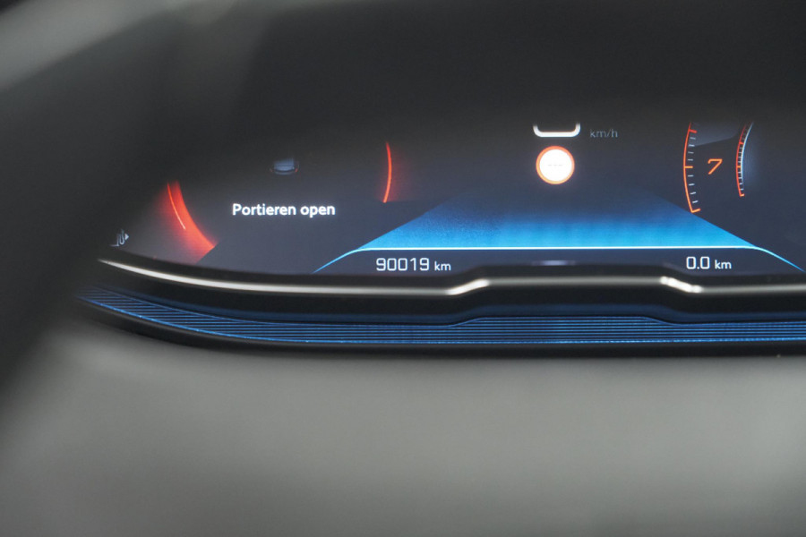 Peugeot 3008 PureTech 130 EAT8 GT Line | Trekhaak | Camera | Navigatie | Apple Carplay | Parkeersensoren