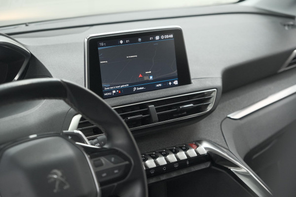 Peugeot 3008 PureTech 130 EAT8 GT Line | Trekhaak | Camera | Navigatie | Apple Carplay | Parkeersensoren