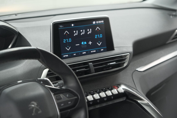 Peugeot 3008 PureTech 130 EAT8 GT Line | Trekhaak | Camera | Navigatie | Apple Carplay | Parkeersensoren