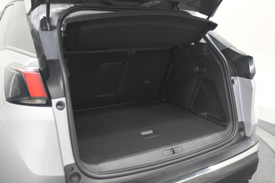 Peugeot 3008 PureTech 130 EAT8 GT Line | Trekhaak | Camera | Navigatie | Apple Carplay | Parkeersensoren