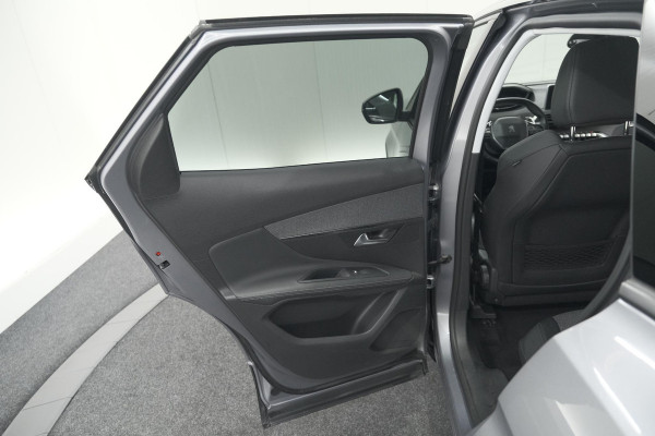 Peugeot 3008 PureTech 130 EAT8 GT Line | Trekhaak | Camera | Navigatie | Apple Carplay | Parkeersensoren