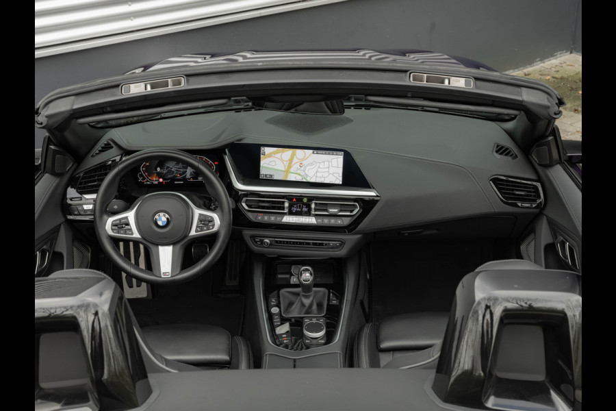BMW Z4 Roadster sDrive20i M-Sport - Manual - M-Zetels - Harman Kardon - Stoelverwarming