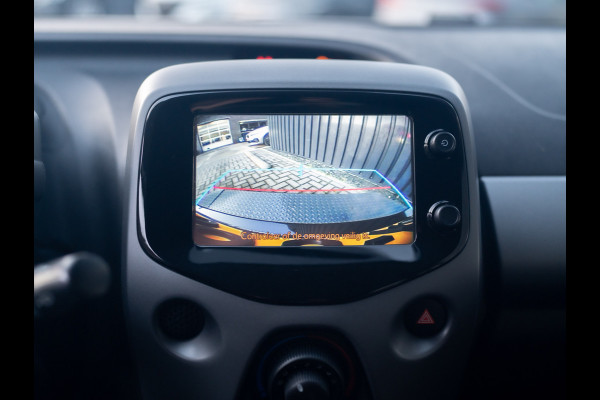 Toyota Aygo 1.0 VVT-i x-play | Camera | Prijs Rijklaar!!