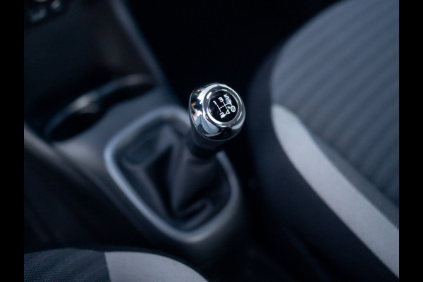 Toyota Aygo 1.0 VVT-i x-play | Camera | Prijs Rijklaar!!