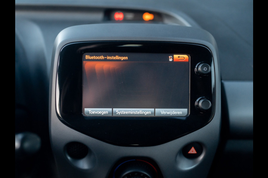 Toyota Aygo 1.0 VVT-i x-play | Camera | Prijs Rijklaar!!