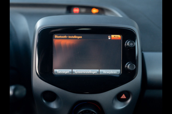 Toyota Aygo 1.0 VVT-i x-play | Camera | Prijs Rijklaar!!