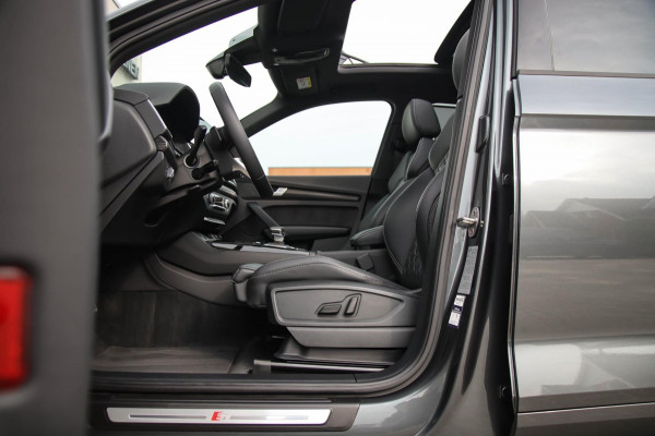 Audi Q5 50 TFSI e Quattro Competition Pro Line S S-Line 299pk Automaat! Kuipstoelen|Panoramadak|Virtual Cockpit|Camera|HUD|22inch