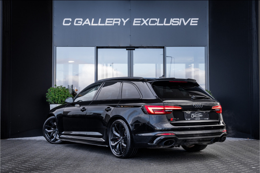 Audi RS4 Avant 2.9 TFSI quattro - Panorama | B&O | Carbon | Alcantara | Massage  | Memory