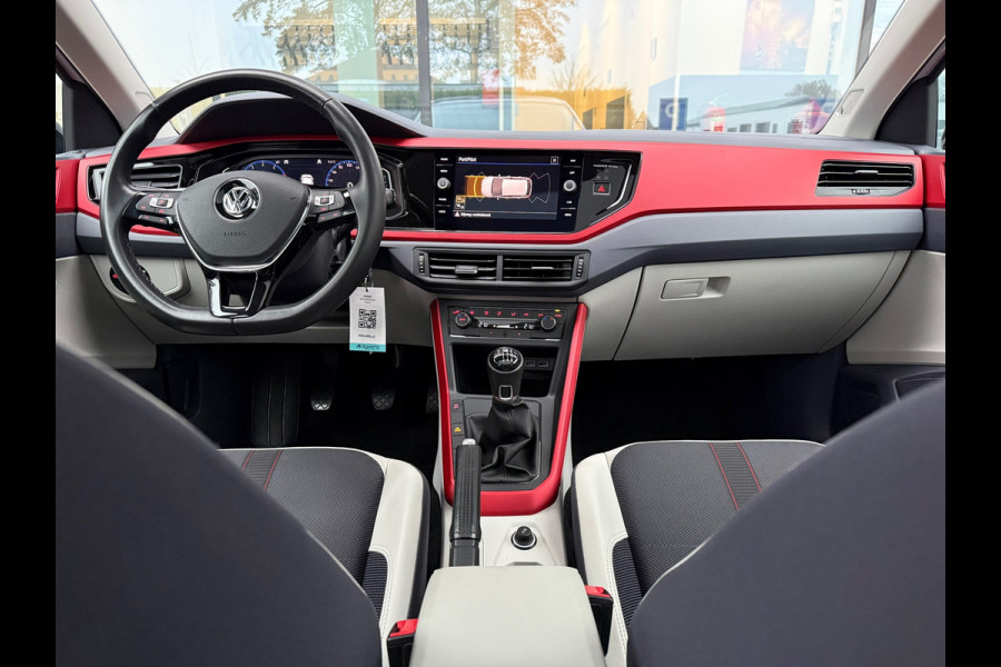 Volkswagen Polo 1.0 TSI 116pk Beats - Pano/schuifdak - LED - Navi - Climate - Org.NL