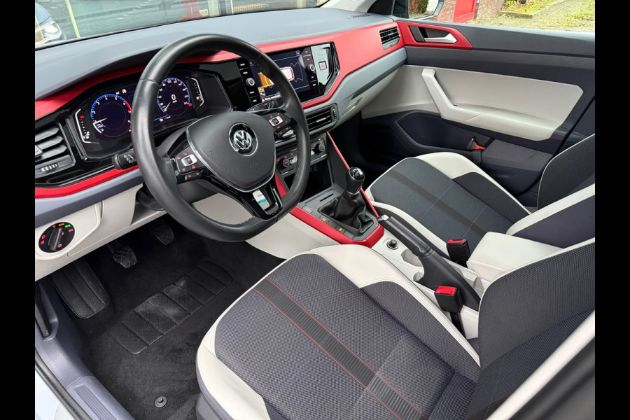 Volkswagen Polo 1.0 TSI 116pk Beats - Pano/schuifdak - LED - Navi - Climate - Org.NL