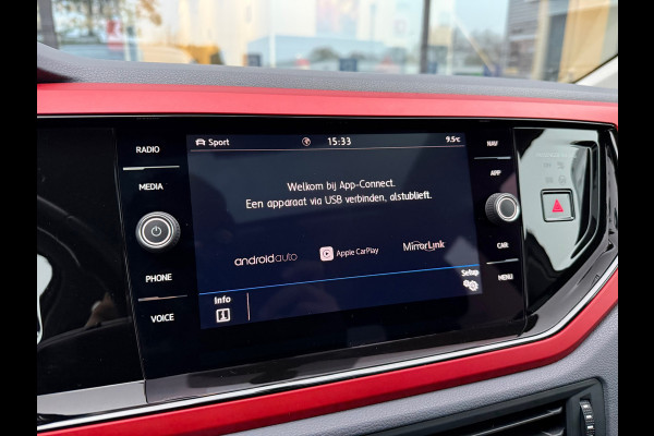 Volkswagen Polo 1.0 TSI 116pk Beats - Pano/schuifdak - LED - Navi - Climate - Org.NL