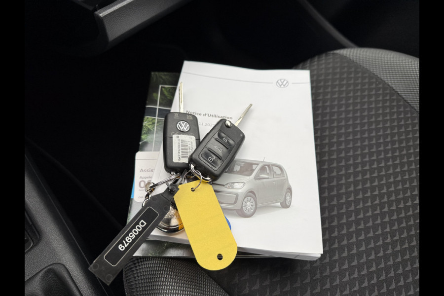 Volkswagen up! 1.0 Active 65pk | Cruise | Camera