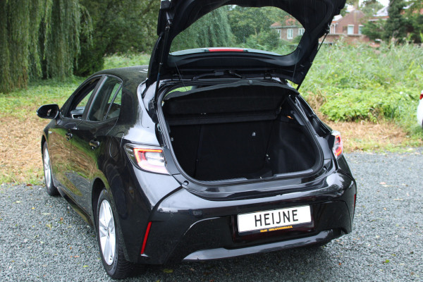 Toyota Corolla 1.8 HYBRID AUT. DYNAMIC NAVI/CAMERA/CARPLAY