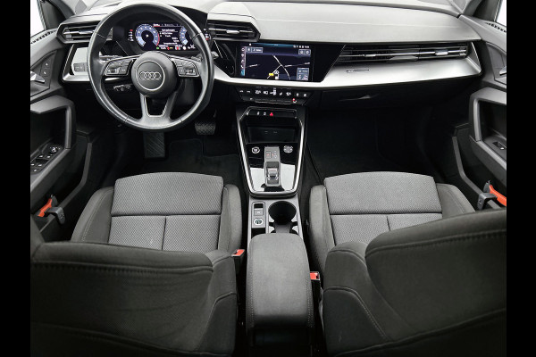 Audi A3 Sportback 35 TFSI Business edition Automaat (NAVI, ADAPTIVE CRUISE, CARPLAY, VIRTUAL COCKPIT, 1e EIGENAAR)