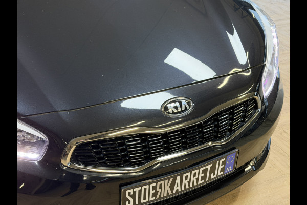 Kia cee'd Sportswagon 1.6 GDI AUT DynamicLine | Navi | Stoel & Stuur verwarming | Camera | PDC V+A | 16" | Keurig netjes onderhouden!