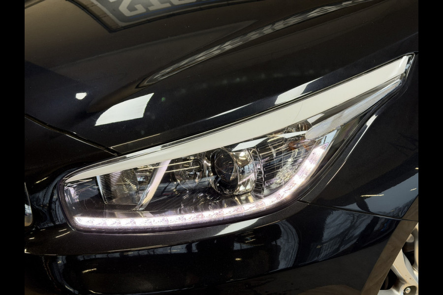 Kia cee'd Sportswagon 1.6 GDI AUT DynamicLine | Navi | Stoel & Stuur verwarming | Camera | PDC V+A | 16" | Keurig netjes onderhouden!