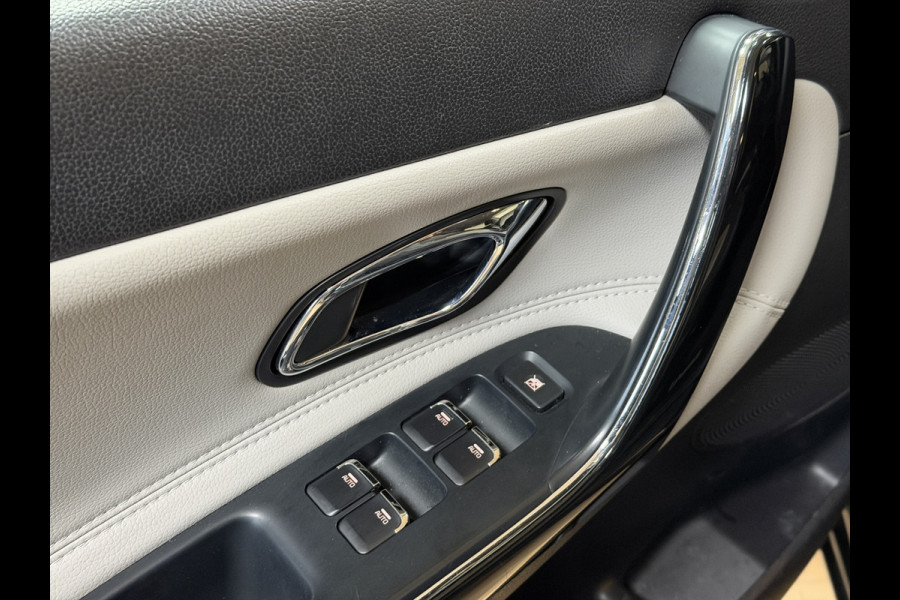 Kia cee'd Sportswagon 1.6 GDI AUT DynamicLine | Navi | Stoel & Stuur verwarming | Camera | PDC V+A | 16" | Keurig netjes onderhouden!