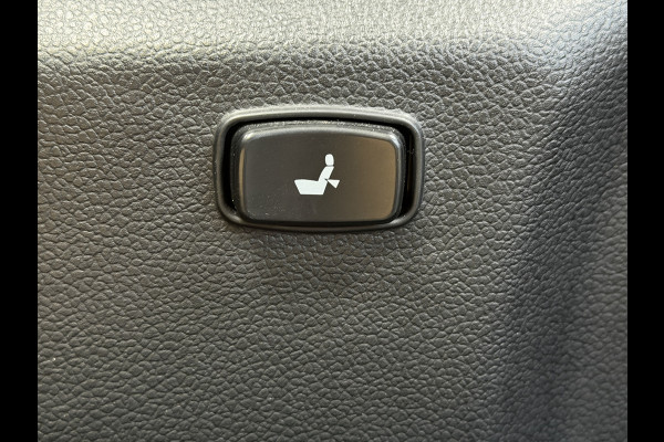 Kia cee'd Sportswagon 1.6 GDI AUT DynamicLine | Navi | Stoel & Stuur verwarming | Camera | PDC V+A | 16" | Keurig netjes onderhouden!