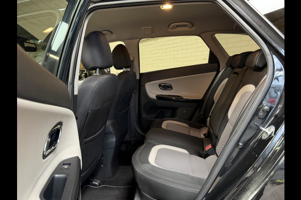 Kia cee'd Sportswagon 1.6 GDI AUT DynamicLine | Navi | Stoel & Stuur verwarming | Camera | PDC V+A | 16" | Keurig netjes onderhouden!