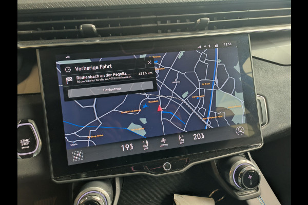 Lynk & Co 01 1.5 261PK Plug-in Hybrid * 360* camera Pano/dak Apple/Carplay Adaptive/Cruise Rijklaar + 12 maanden Bovag-garantie Henk Jongen Auto's in Helmond,  al 50 jaar service zoals 't hoort!