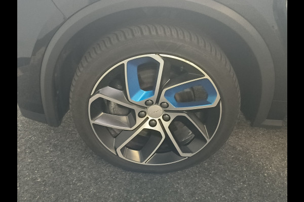 Lynk & Co 01 1.5 261PK Plug-in Hybrid * 360* camera Pano/dak Apple/Carplay Adaptive/Cruise Rijklaar + 12 maanden Bovag-garantie Henk Jongen Auto's in Helmond,  al 50 jaar service zoals 't hoort!