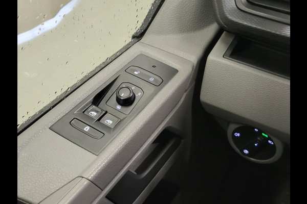 Volkswagen Transporter 2.0TDI L2/H1 Dubbele Cabine Euro 6!