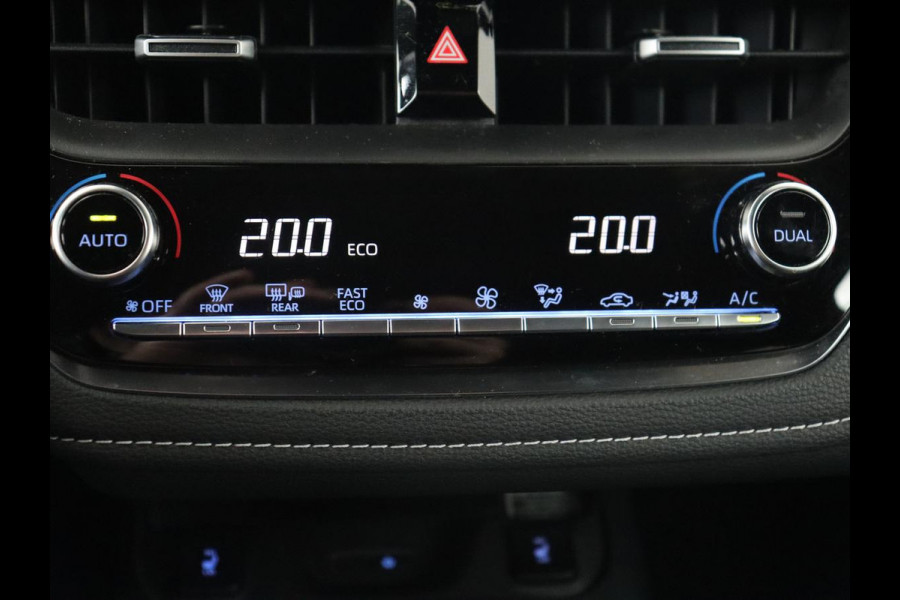 Toyota Corolla 1.8 Hybrid Business Plus | Stoelverwarming | Carplay | Adaptive cruise | Camera | Full LED | Climate control | Keyless | Digital Cockpit | Bluetooth