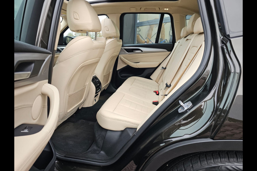 BMW X3 xDrive20i High Executive | Automaat | Pano | Leder | Elek. klep | Camera | LED | Stoelverwarming | Navi |