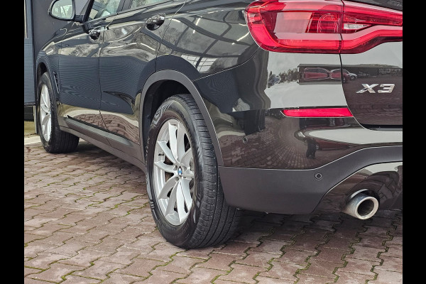 BMW X3 xDrive20i High Executive | Automaat | Pano | Leder | Elek. klep | Camera | LED | Stoelverwarming | Navi |
