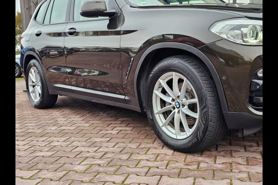 BMW X3 xDrive20i High Executive | Automaat | Pano | Leder | Elek. klep | Camera | LED | Stoelverwarming | Navi |