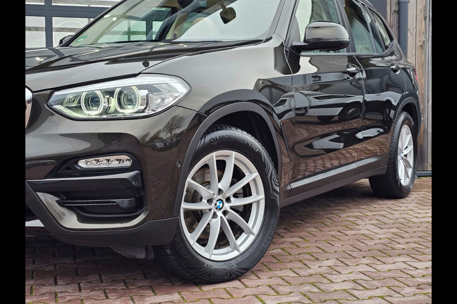 BMW X3 xDrive20i High Executive | Automaat | Pano | Leder | Elek. klep | Camera | LED | Stoelverwarming | Navi |