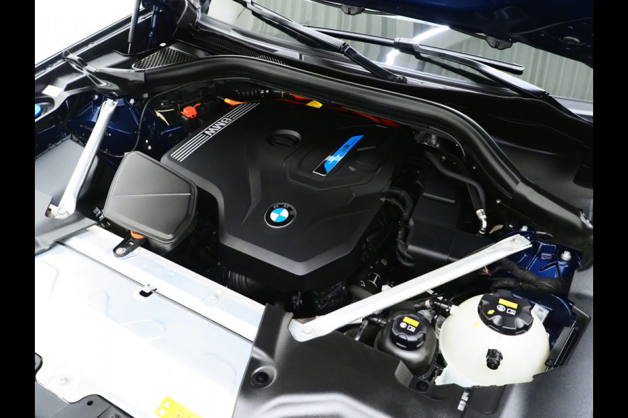 BMW X3 xDrive30e LCI High Executive | Leder | Sportstoelen | 360 | Virtual | Sfeerverlichting | DAB | Carplay