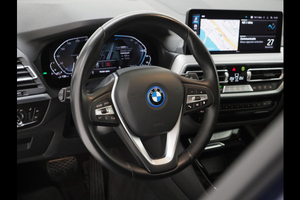 BMW X3 xDrive30e LCI High Executive | Leder | Sportstoelen | 360 | Virtual | Sfeerverlichting | DAB | Carplay
