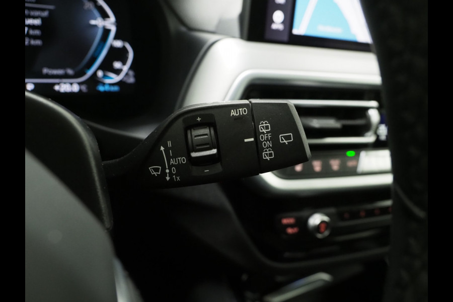 BMW X3 xDrive30e LCI High Executive | Leder | Sportstoelen | 360 | Virtual | Sfeerverlichting | DAB | Carplay