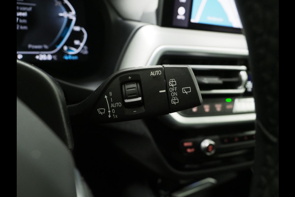 BMW X3 xDrive30e LCI High Executive | Leder | Sportstoelen | 360 | Virtual | Sfeerverlichting | DAB | Carplay