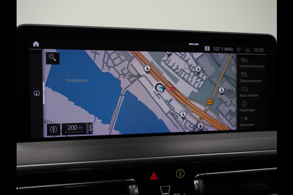 BMW X3 xDrive30e LCI High Executive | Leder | Sportstoelen | 360 | Virtual | Sfeerverlichting | DAB | Carplay