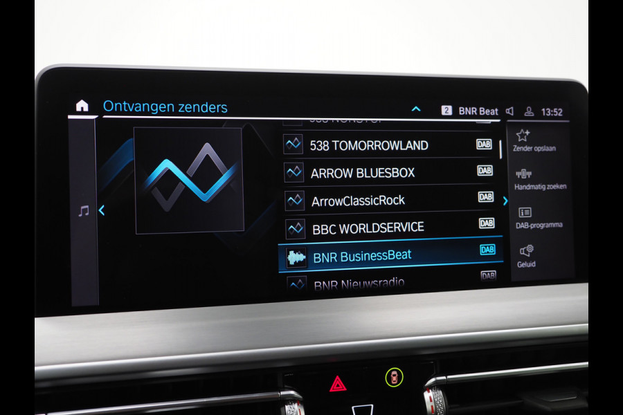 BMW X3 xDrive30e LCI High Executive | Leder | Sportstoelen | 360 | Virtual | Sfeerverlichting | DAB | Carplay