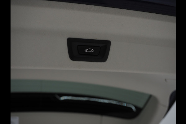 BMW X3 xDrive30e LCI High Executive | Leder | Sportstoelen | 360 | Virtual | Sfeerverlichting | DAB | Carplay