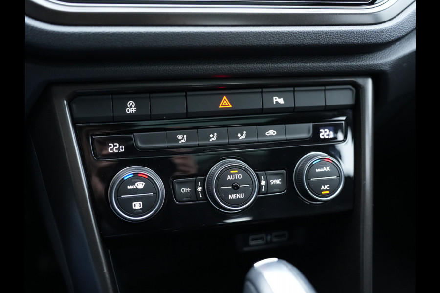 Volkswagen T-Roc 1.5 TSI Style Business | Panodak | Navigatie | Climate Control | Android/Apple Carplay