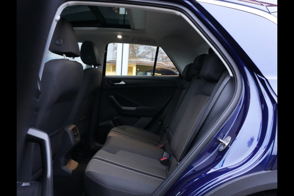 Volkswagen T-Roc 1.5 TSI Style Business | Panodak | Navigatie | Climate Control | Android/Apple Carplay