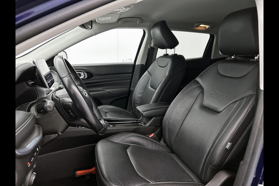 Jeep Compass 4xe 190PK Plug-in Hybrid Limited Edition / Leder / Pdc+Camera / Airco-ecc./ Stuur-Stoelverwarming / Winter-Pack / Apk 10-2027