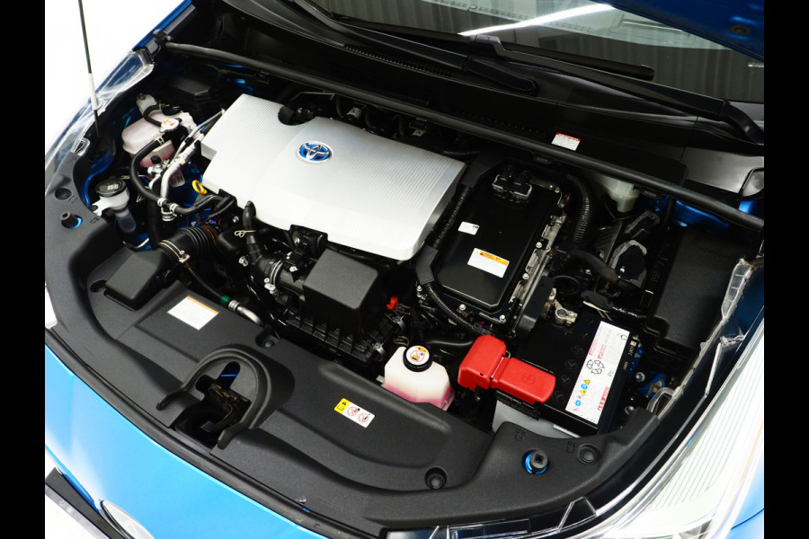 Toyota Prius 1.8 VVT-I Hybrid Lounge | Head Up | Camera | Keyless | JBL | Adaptive Cruise | BLIS | Carplay
