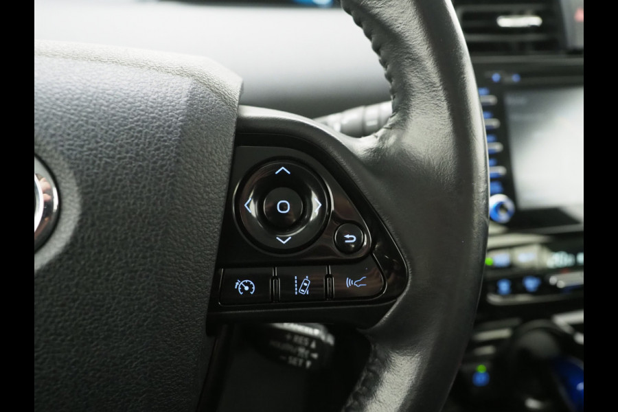 Toyota Prius 1.8 VVT-I Hybrid Lounge | Head Up | Camera | Keyless | JBL | Adaptive Cruise | BLIS | Carplay