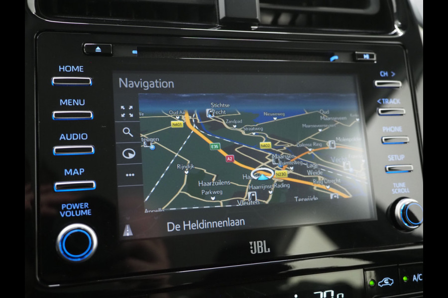 Toyota Prius 1.8 VVT-I Hybrid Lounge | Head Up | Camera | Keyless | JBL | Adaptive Cruise | BLIS | Carplay