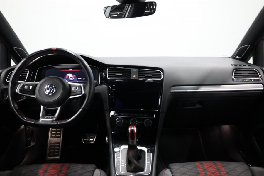 Volkswagen Golf 2.0 TSI GTI TCR 290+PK AKRAPOVIC/VIRTUAL/PANO/ALCANTARA+S.VERWARMING/LMV 19'/LINE/ACC/ECC/12 MND GARANTIE!