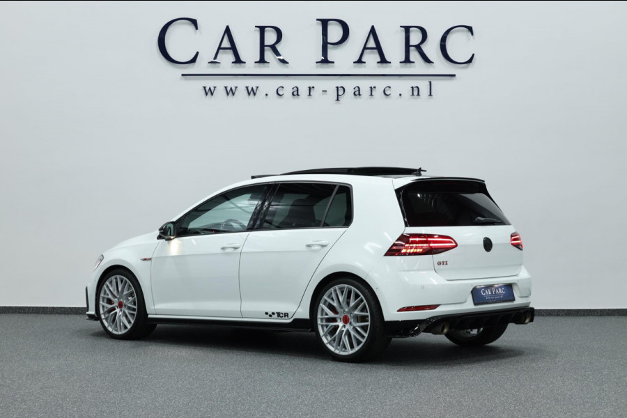 Volkswagen Golf 2.0 TSI GTI TCR 290+PK AKRAPOVIC/VIRTUAL/PANO/ALCANTARA+S.VERWARMING/LMV 19'/LINE/ACC/ECC/12 MND GARANTIE!