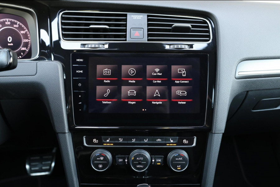 Volkswagen Golf 2.0 TSI GTI TCR 290+PK AKRAPOVIC/VIRTUAL/PANO/ALCANTARA+S.VERWARMING/LMV 19'/LINE/ACC/ECC/12 MND GARANTIE!